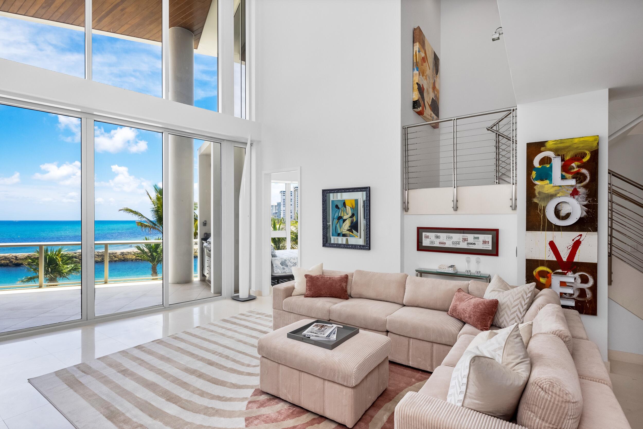 Apartamento de Luxo - Frente Mar